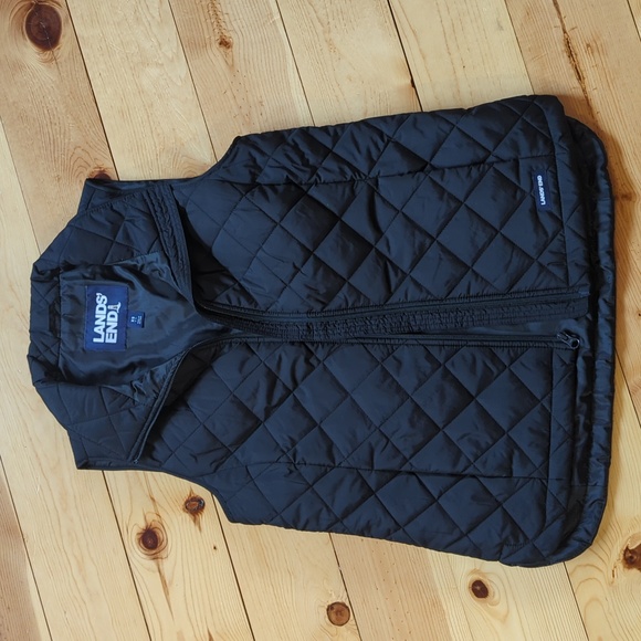 NWOT - Black Vest - Picture 1 of 3